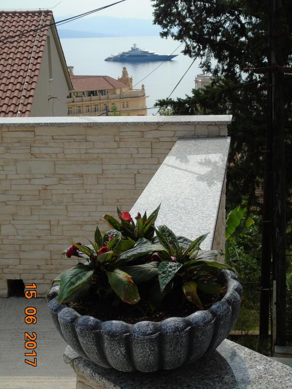 Apartment Mihael Opatija Zewnętrze zdjęcie
