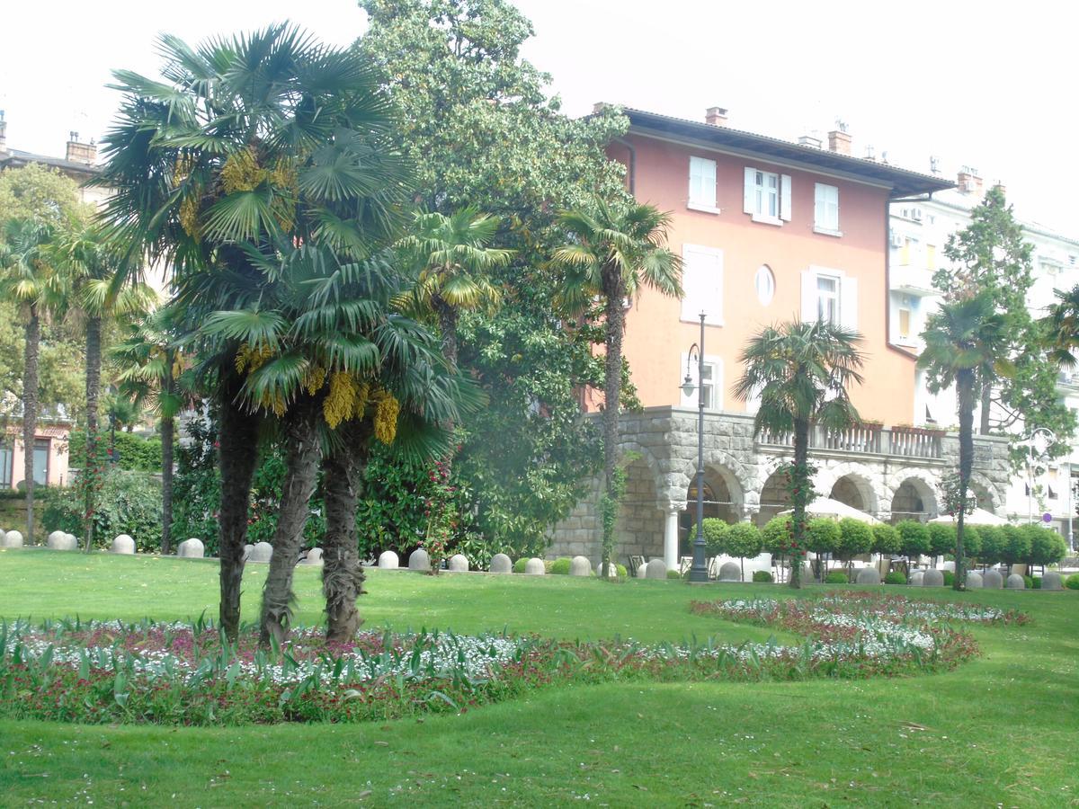 Apartment Mihael Opatija Zewnętrze zdjęcie